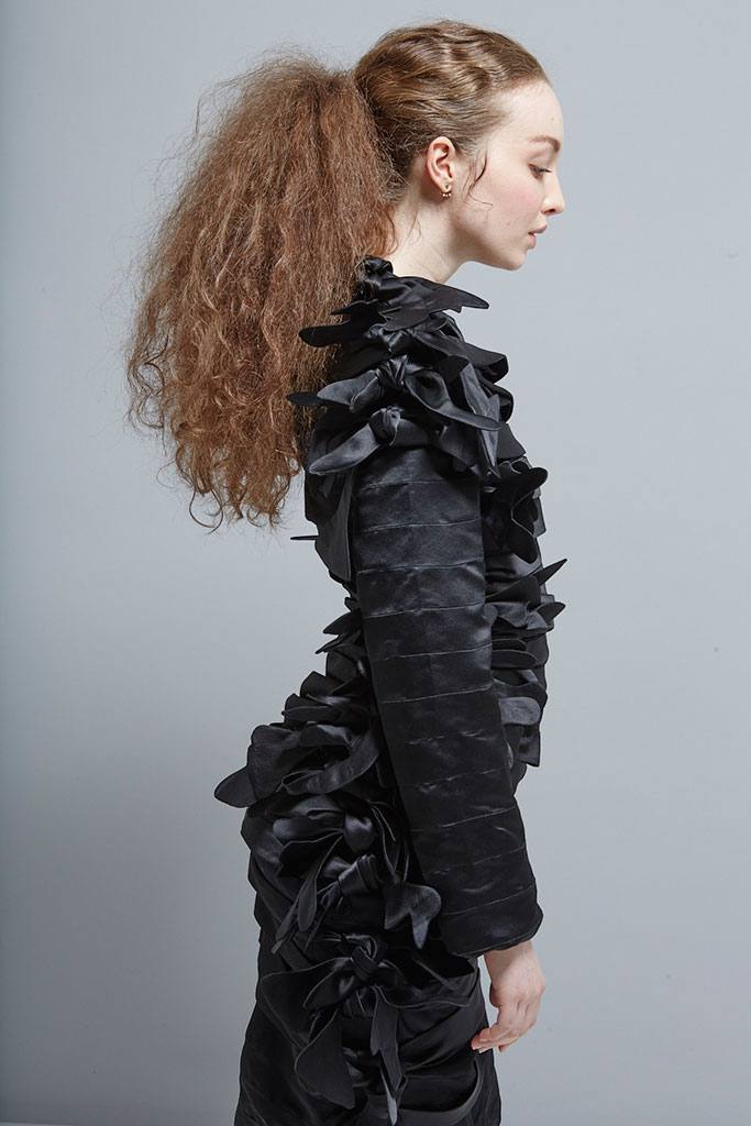 Embellished piece on the body, XUAN atelier